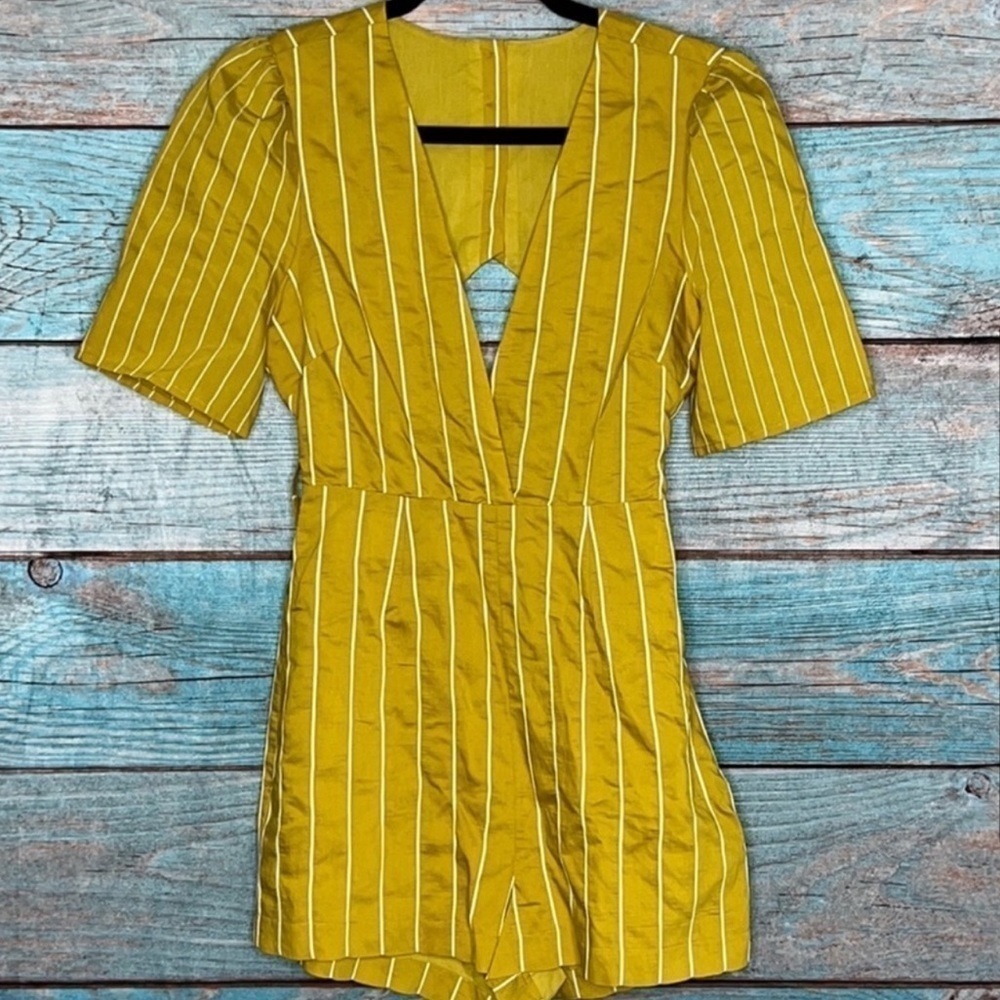 Tularosa Belted Romper NWT XS Striped Yellow Open Back Cutout Button Up Spring